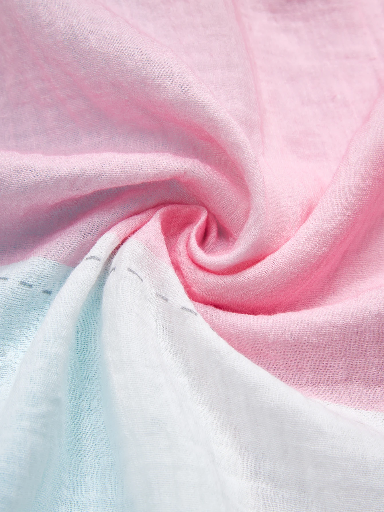 Stylish Lightweight and Breathable Privacy Nursing Apron Breast Feeding Cover