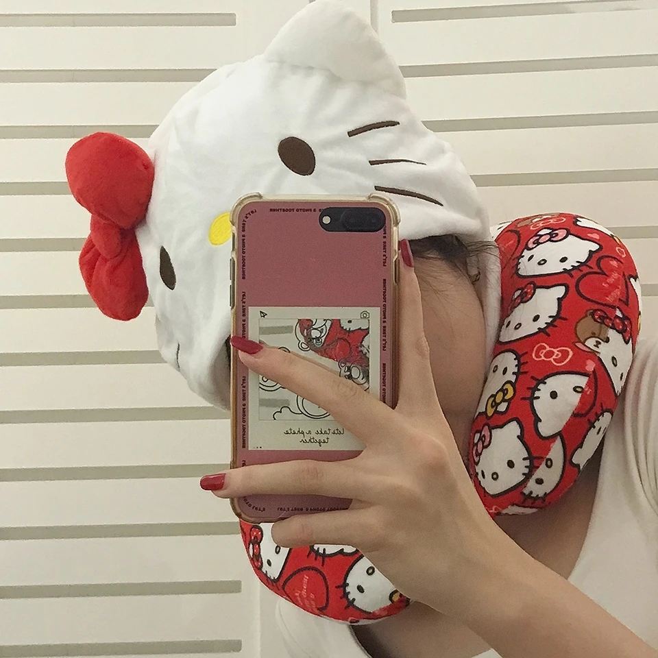 Sanrioハローキティフード付きネックピロー、帽子、カワイイ