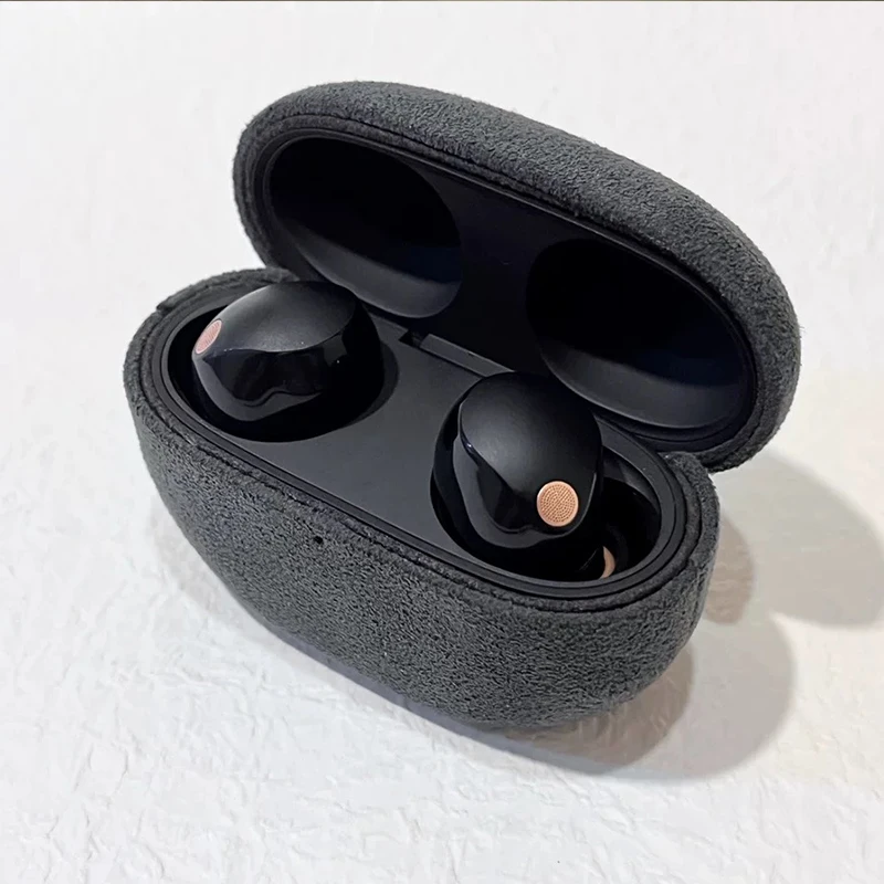 Luxury Italian Alcantara Handmade Leather Earphone Case
