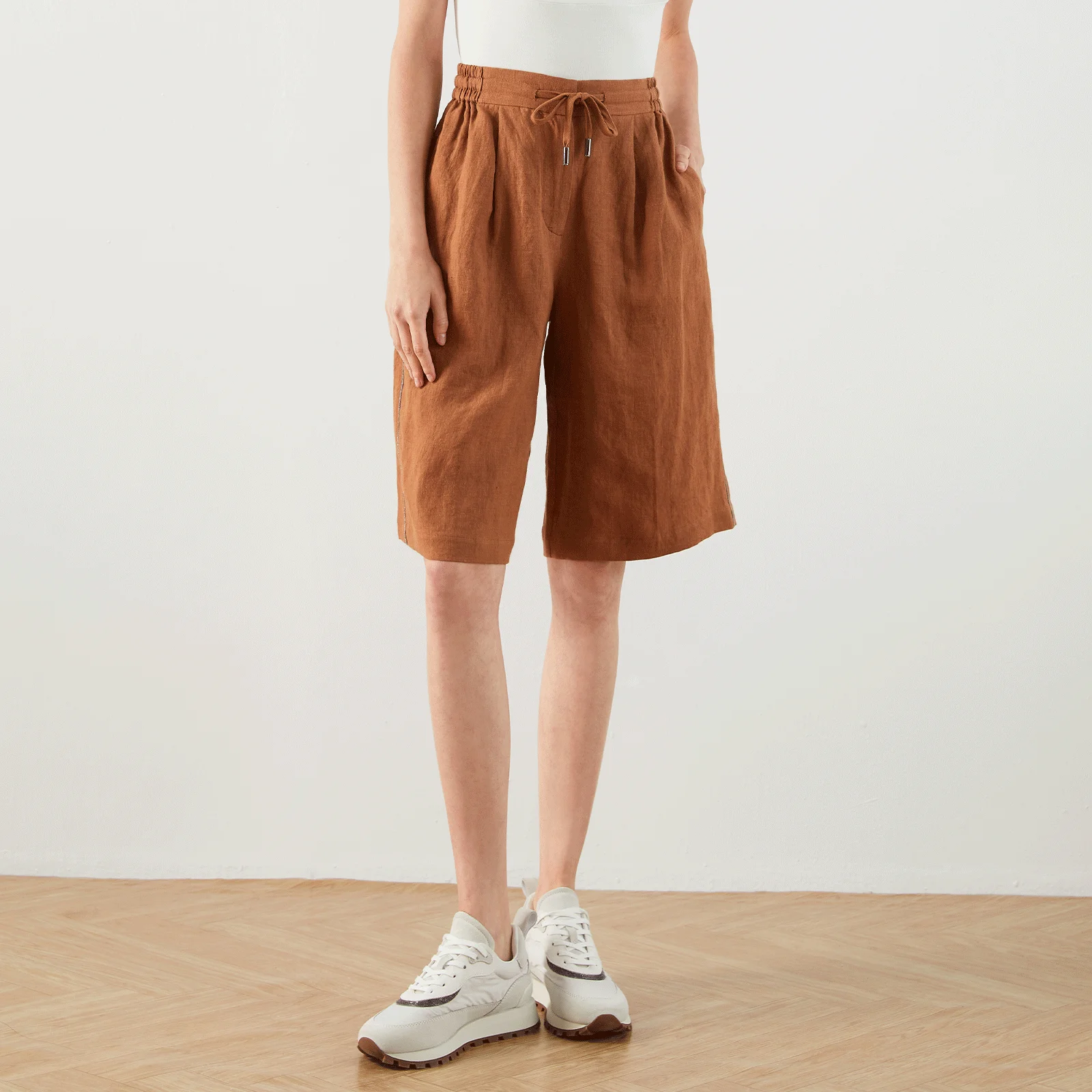 Anemos Women's High-Waisted Shorts, Dark Brown Black Linen Cupro, Size XS