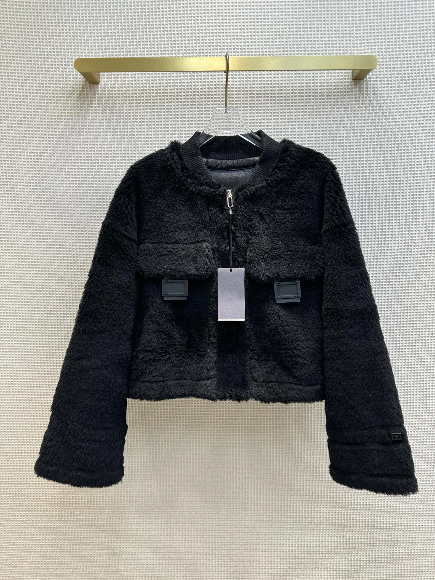 

Autumn and winter new stand collar short wool shearling coat9.17