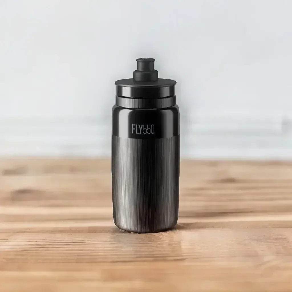 Bicycle water bottle 550ml ultra-lightweight sports drink with push-pull valve