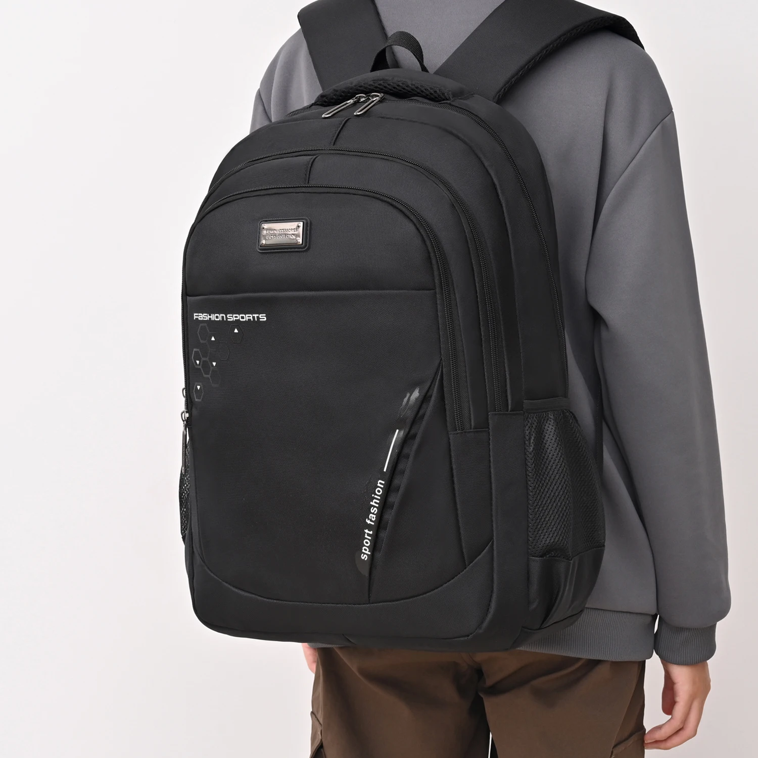 Multi Pocket large capacity backpack, daily carrying backpack, leisure travel bag, scratch resistant fabric, spacious backpack,