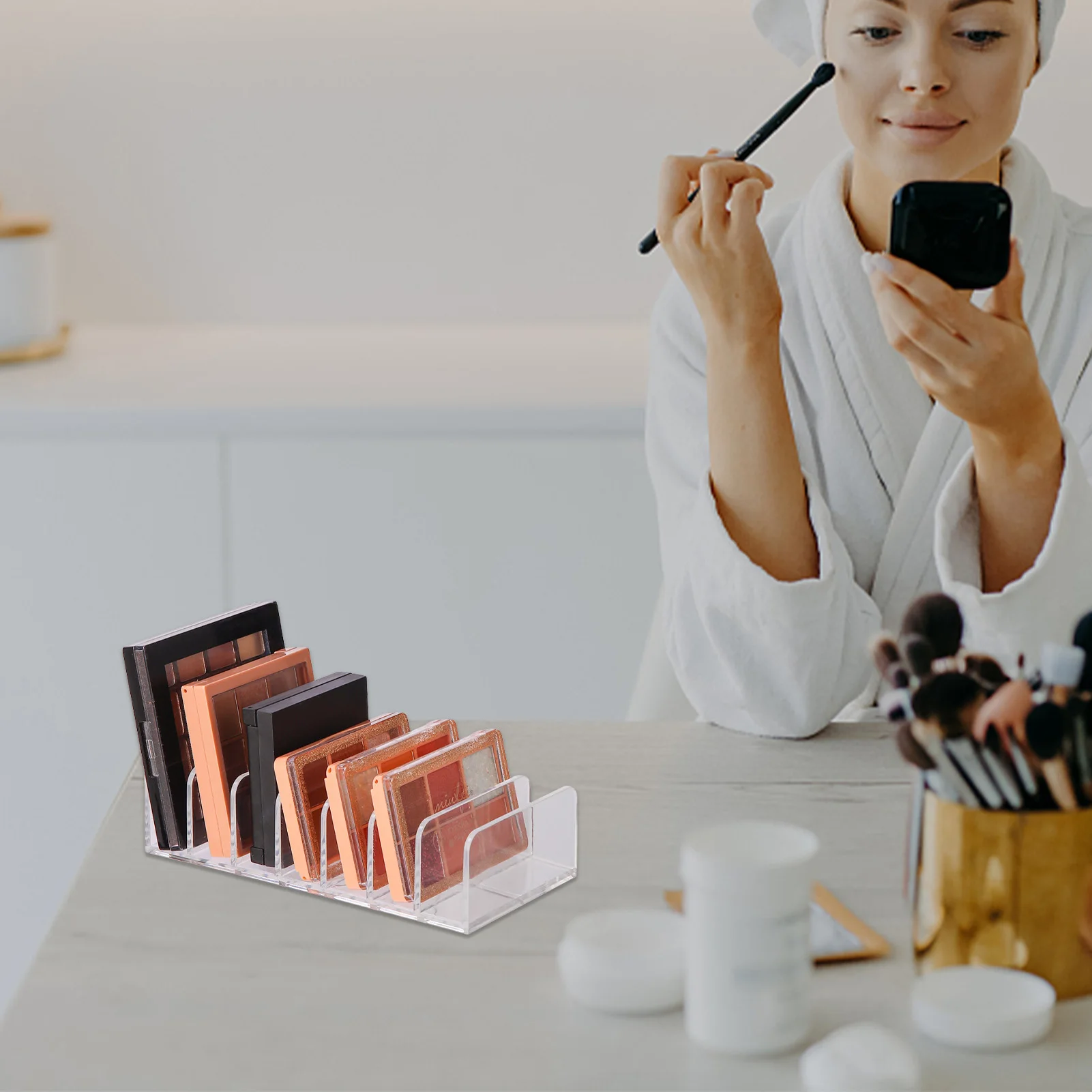 Makeup Organizer Makeup Storage Box Cosmetic Storage Box Eyeshadow Palette Organizer Eyepowder Storage Tray Cosmetics Rack Makeup Tools Compartment Holder Acrylic Makeup Organizer