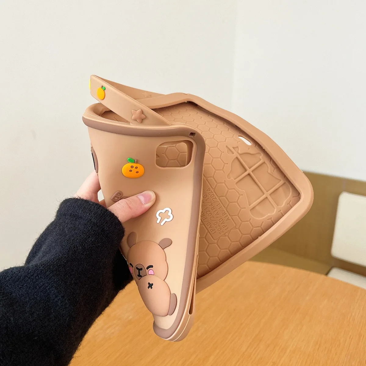 Kids Cartoon Rotatable Stand Case