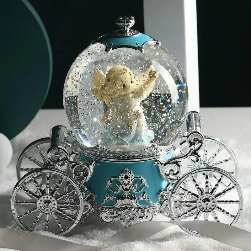 Christmas Snow Dream Couple Carriage Crystal Ball Music Box Music Box Girls Wedding Birthday Gift for Child Home Decor 5
