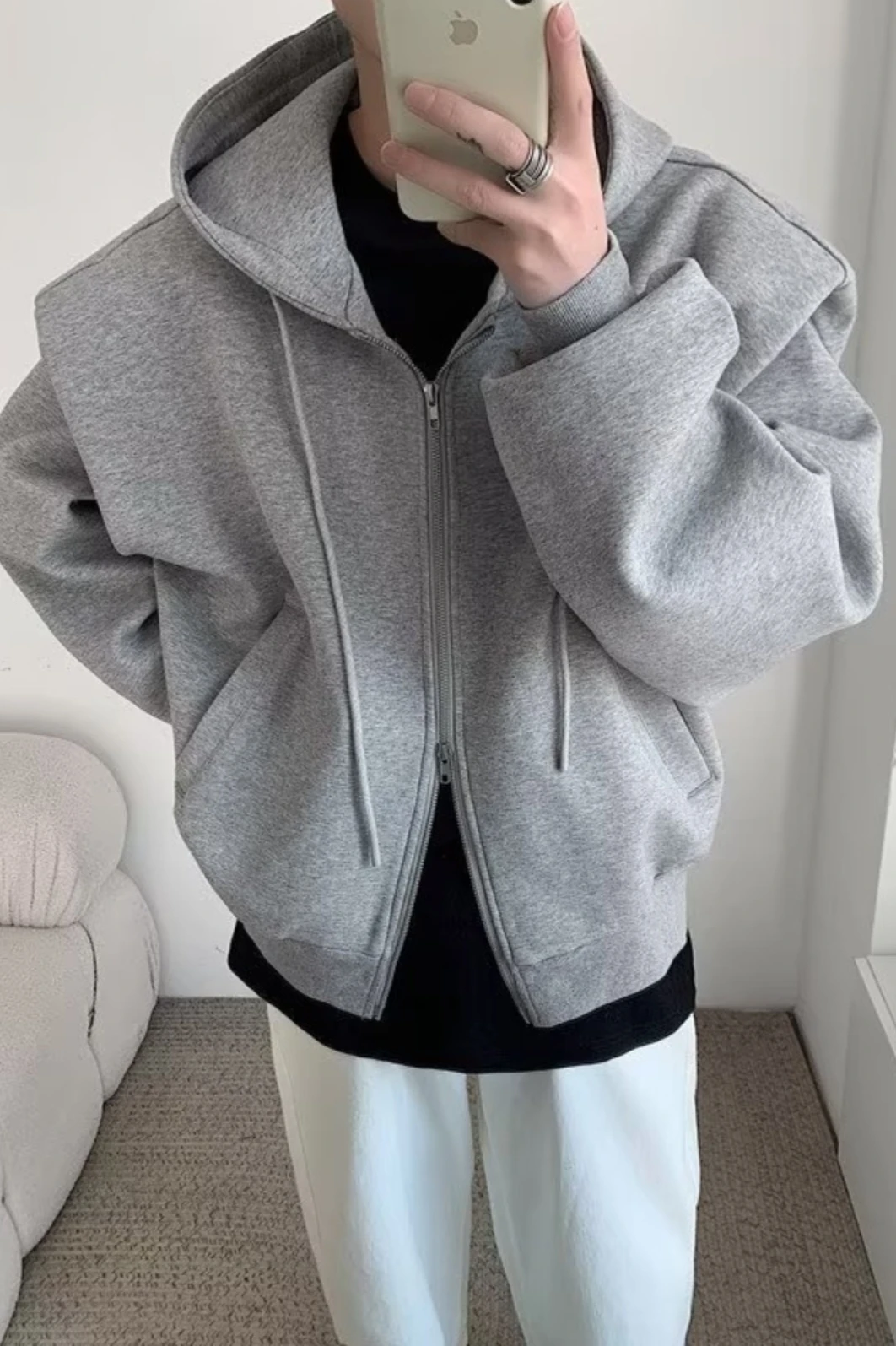 ★韓国人気★ESSU★PREMIUM DIAGONAL ZIPPER HOODED PADDING 672039522281d.jpg