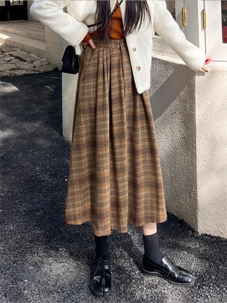 

Vintage Plaid Midi Skirt for Women Autumn Winter Design Stylish Grid Umbrella High Waist Slimming Medium Length A line Skirt
