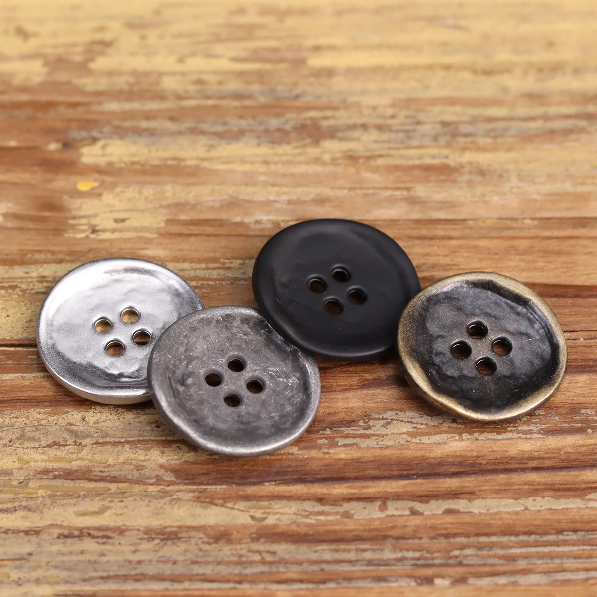 6pcs MUKU 2024 New Metal Series Thin 4 Hole Zinc Alloy Metal Buttons For Clothing High Quality Shiny Silver Matte Black Vintage 2