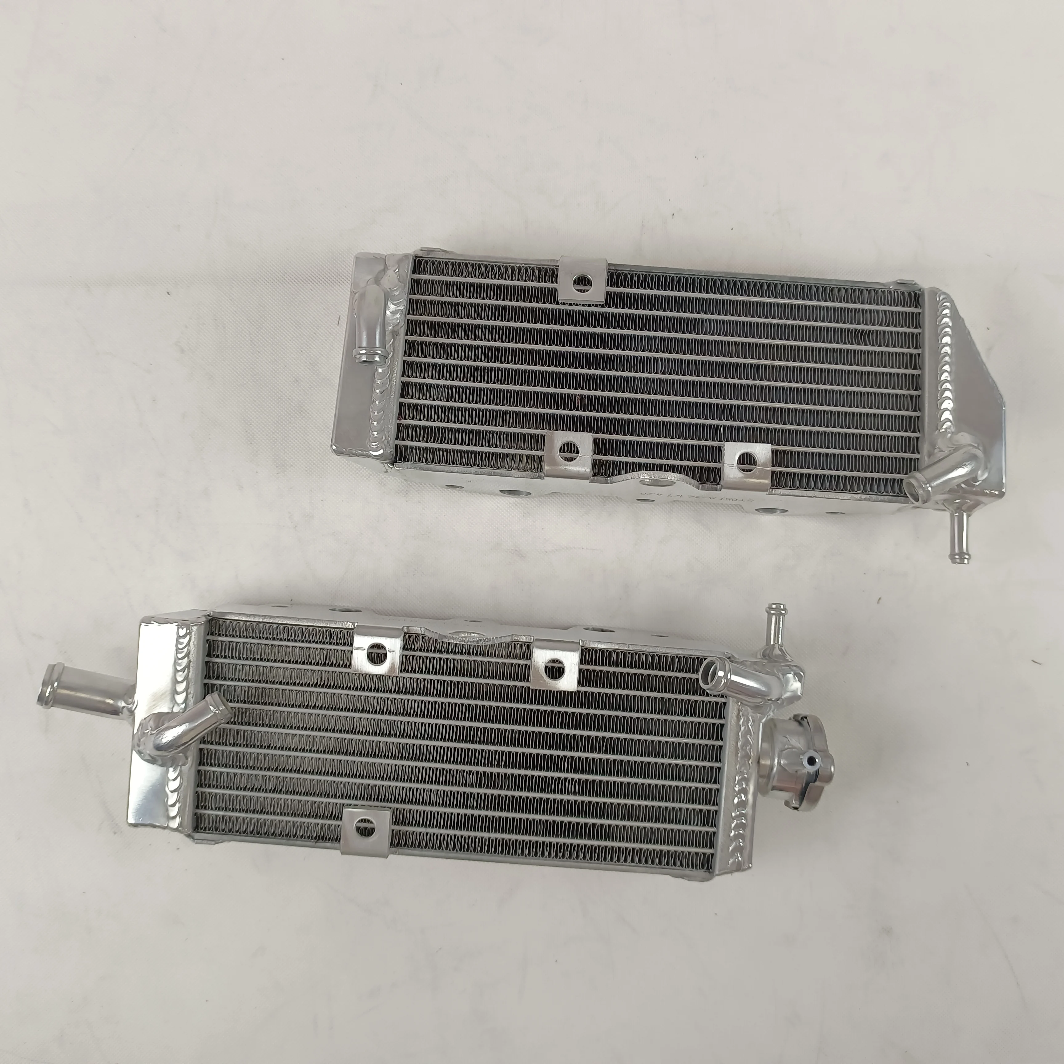 

New Both sides radiator For 1993-1995 Suzuki RM250 RM 250 Aluminum Radiator Cooler Cooling Coolant 1993 1994 1995