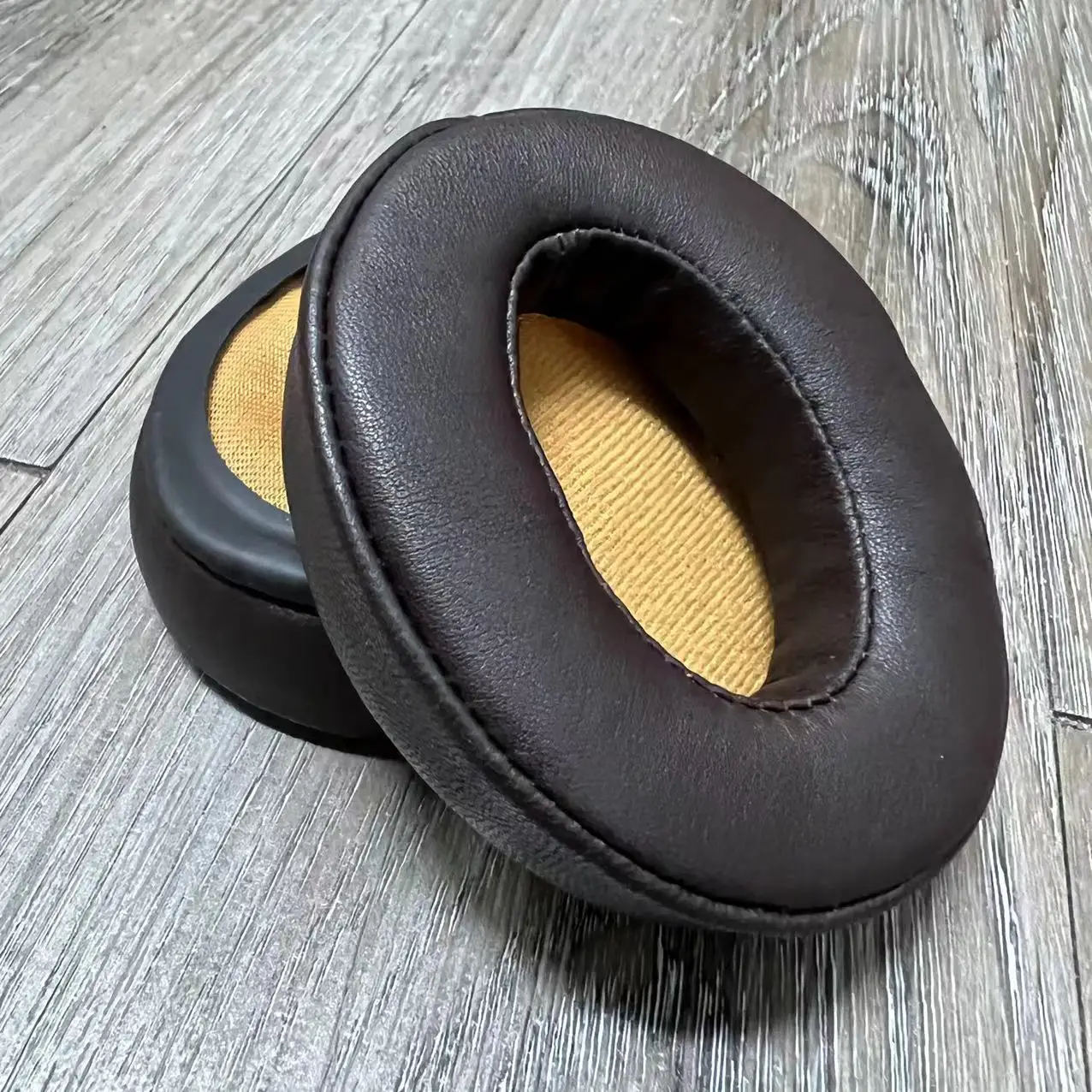 SOULWIT ラムスキン イヤーパッド For Sennheiser Momentum 3 M3AEBTX 用 Over/Around ヘ SOULWIT ラムスキン イヤーパッド For Sennheiser Momentum 2.0 用