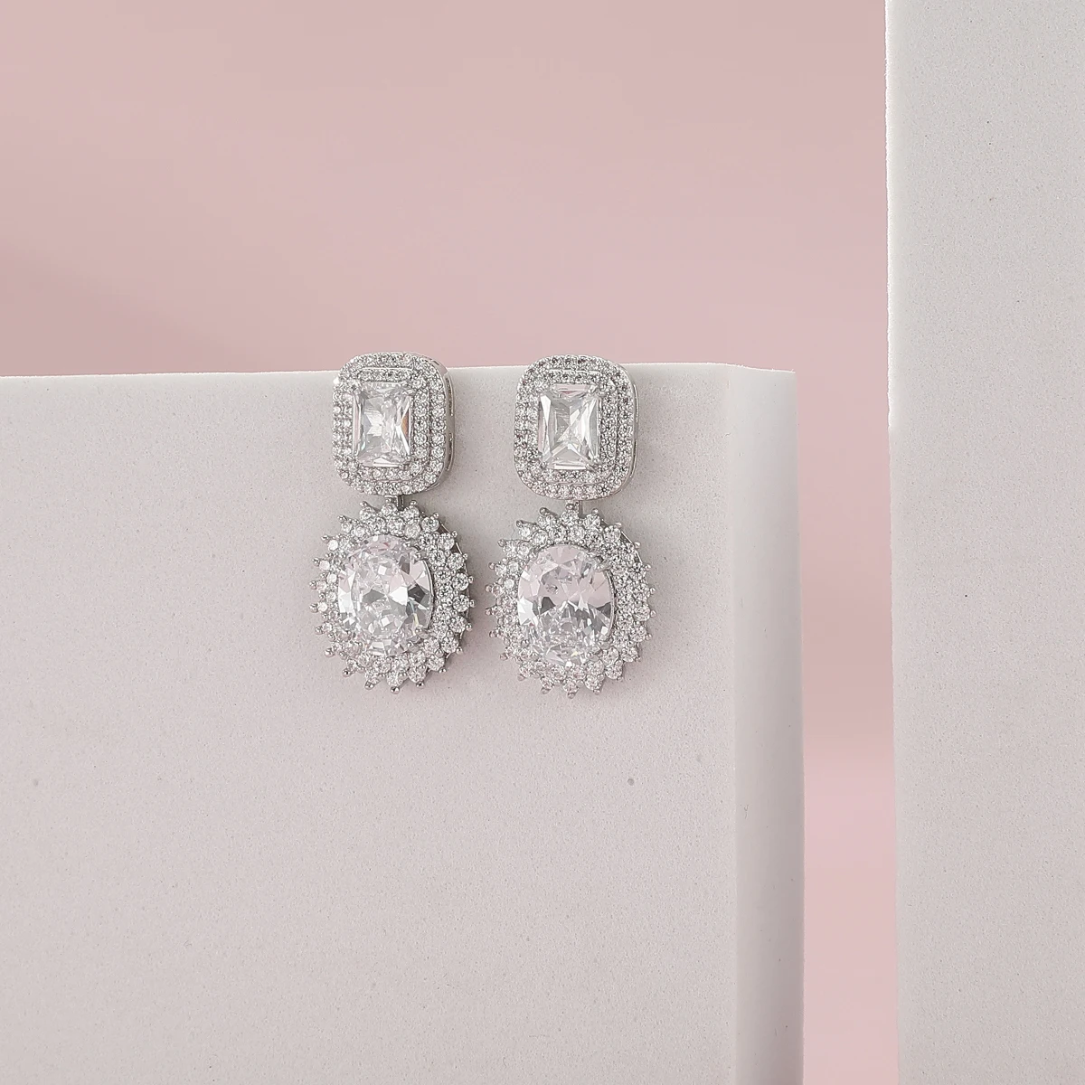 New Women Cubic Zirconia Crystal Candy Color Geometic Design Long Dangle Women Engagement Party Earrings Jewelry Accessory