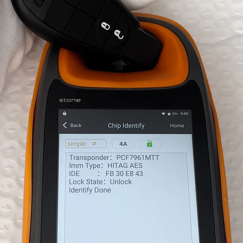 Premium Remote Car Key Fob with 433MHz 4A Chip Technology