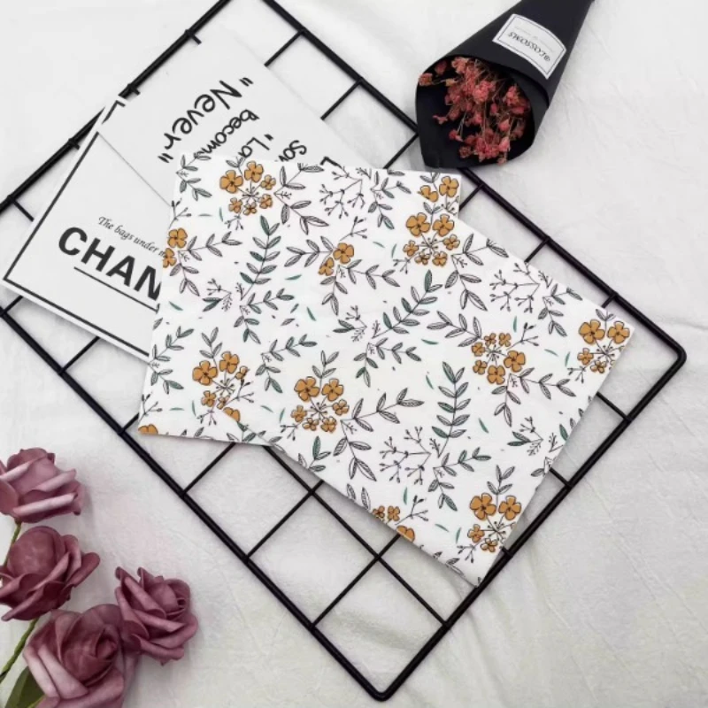 Printed Napkins Flowers and Grass 2 Layers 20pcs/pac for Wedding Restaurant Decoration Wine Glass