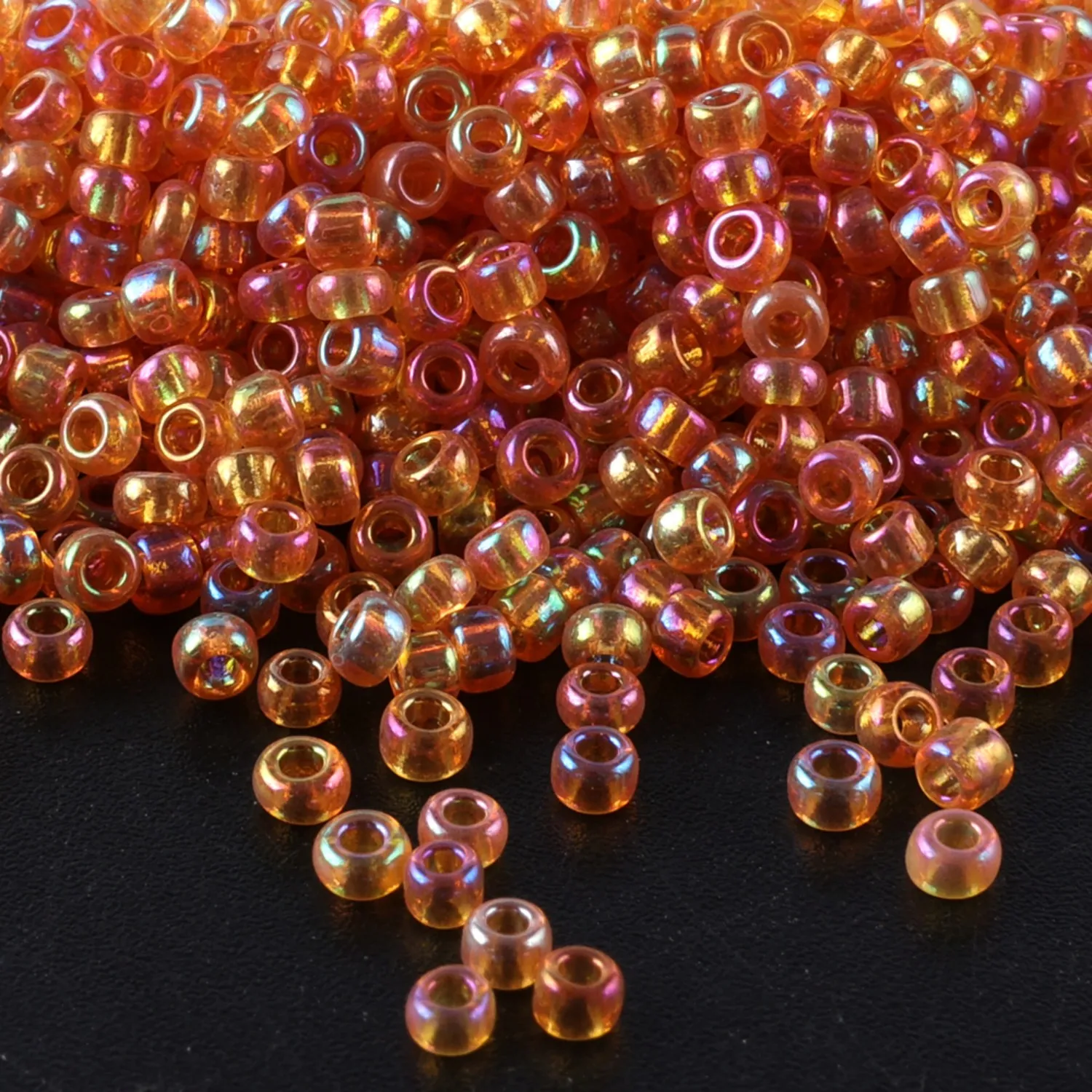 Domestic CJ 11/0 Transparente Farbige Hochwertige Rocailles-Perlen 10g/Röhrchen Geeignet für Alle Arten von DIY-Bastelarbeiten, etc.