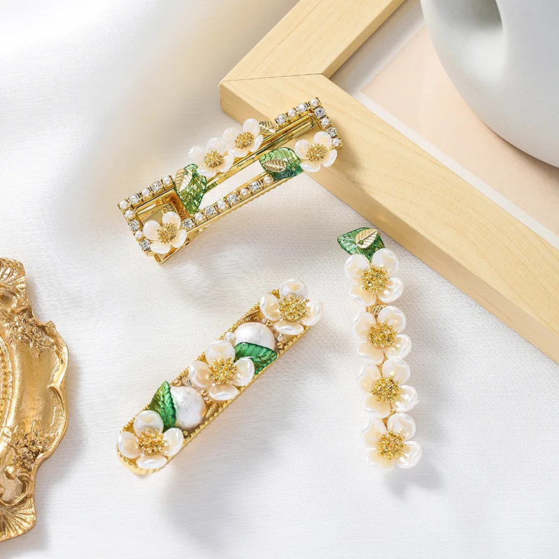 Рисунок 5 - Заколка для волос женская