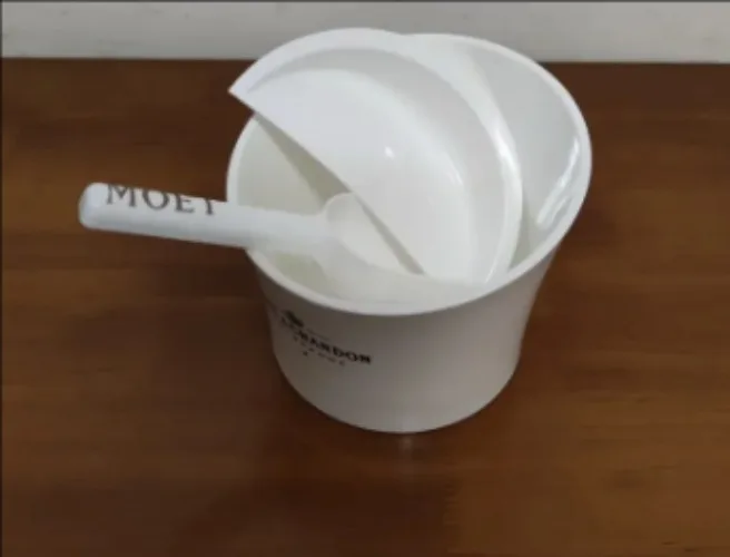 small bucket