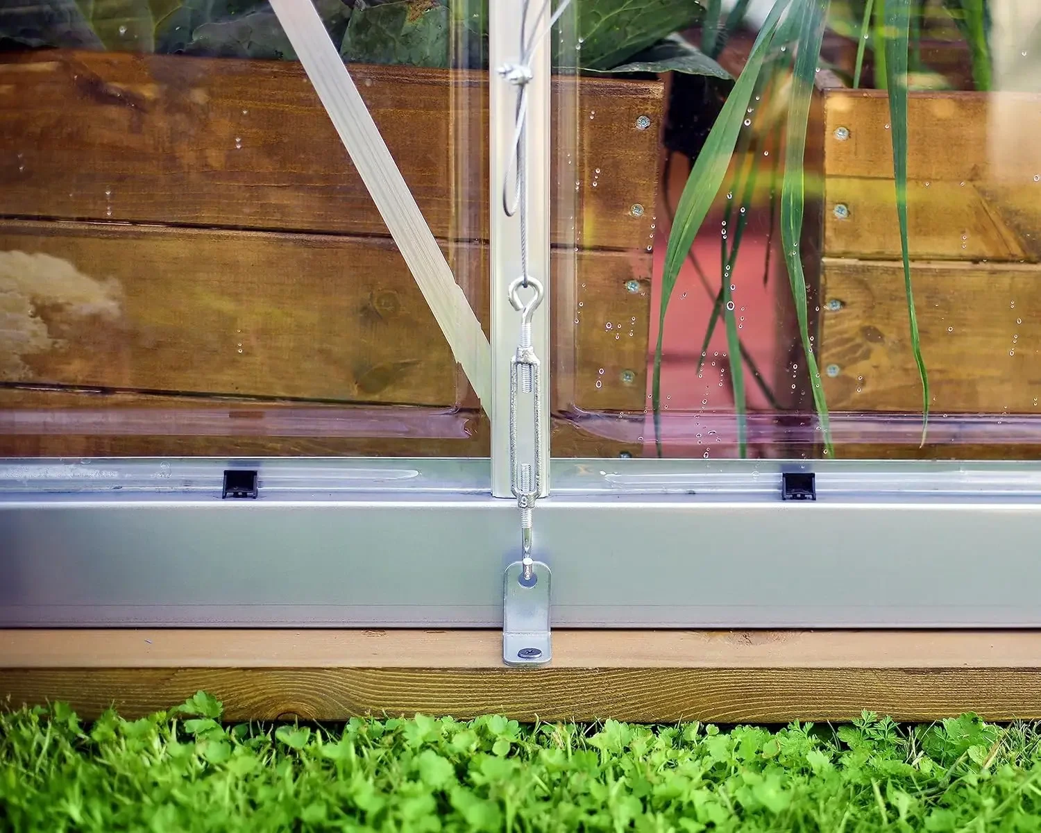 Description Picture 4 of itemPalram - Canopia Anchor Kit for Canopia Nature Greenhouses and Skylight Sheds