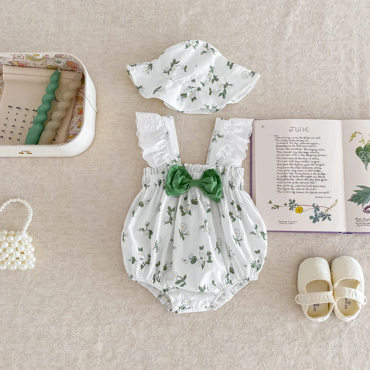 Summer Baby Bodysuit Girls Lace Short Sleeves Floral Prints Romper with Hat 0-2yrs