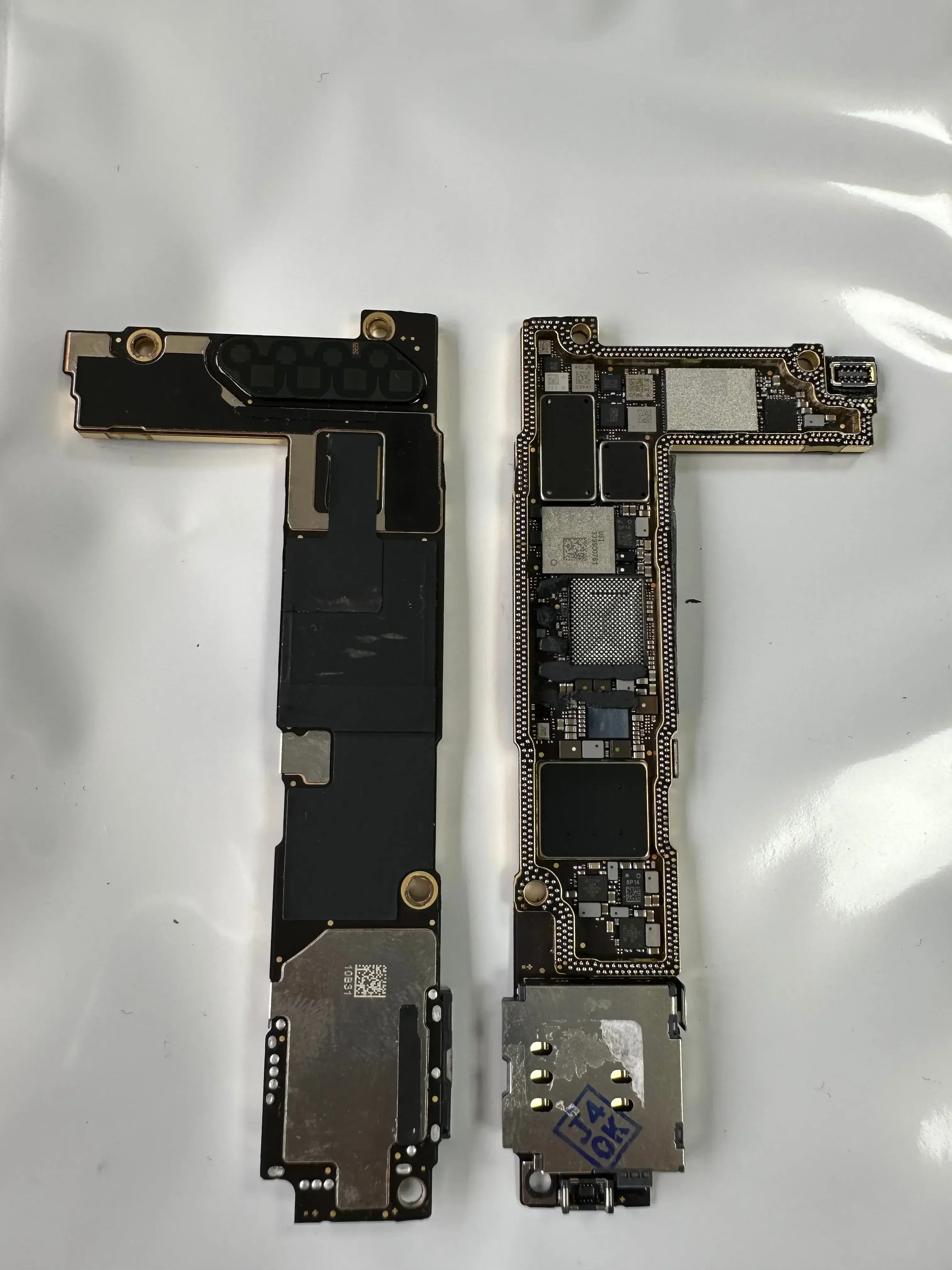 S7049d0b713db414a96132814adb67