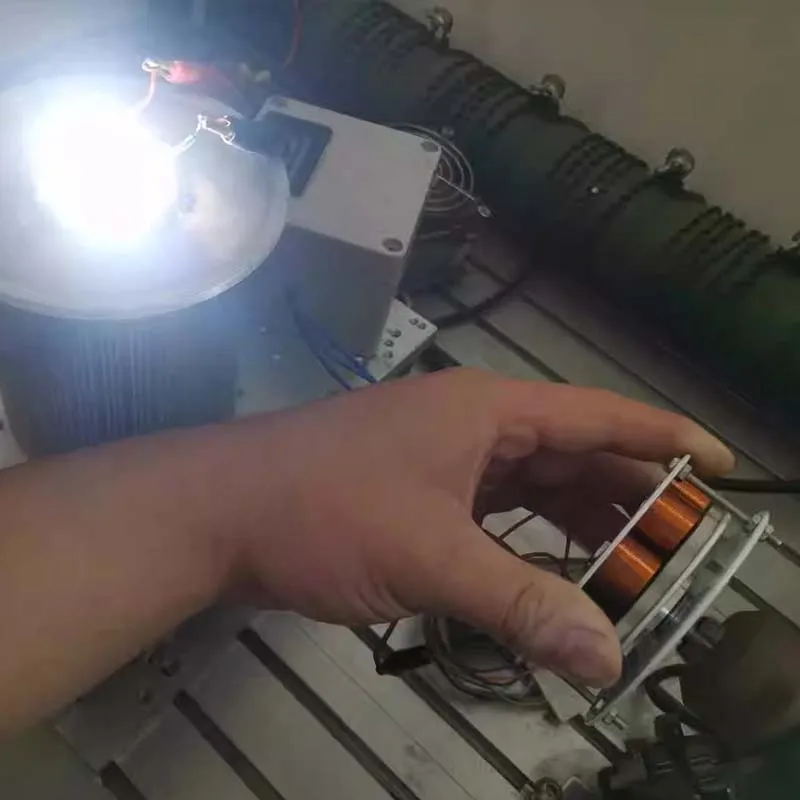 미니 디스크 철심 발전기 강력한 자기 저속 다극 3상 50W 24V AC 발전기 100-650rpm 85mm*25mm