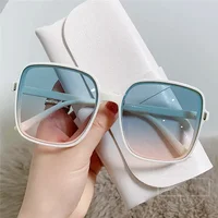 Lunettes de soleil carrées surdimensionnées pour femmes, Vintage, grande monture, Protection UV, nuances classiques pour dames, UV400 5