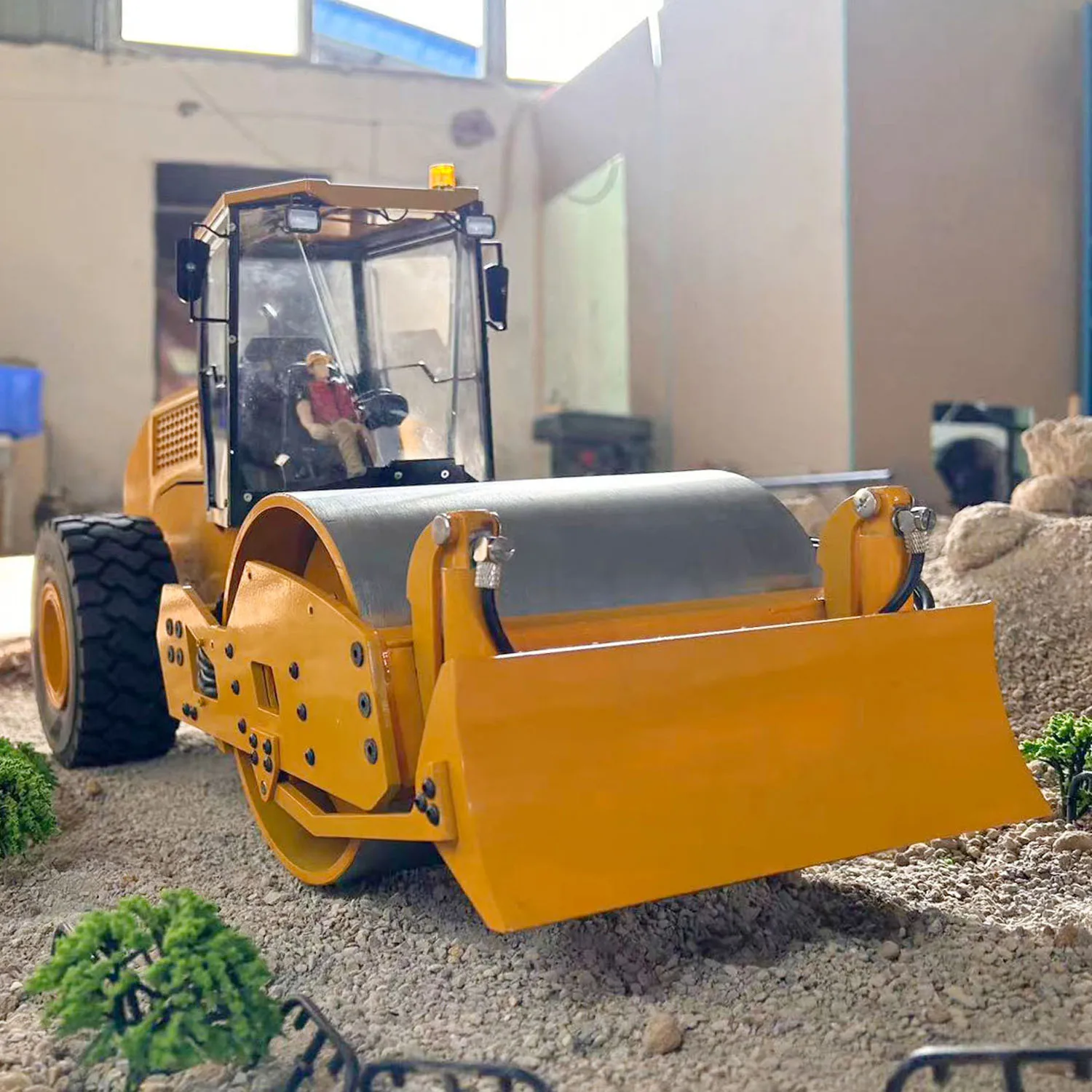 Metal CS11 1/12 RC Hydraulic Road Roller Model RTR Radio Controlled Engineering Vehicle Painted Finished Light Sound Outdoor Car 3