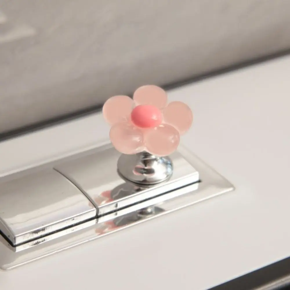 Toilet Flush Button Resin Small Flower Shape Labor-saving Universal