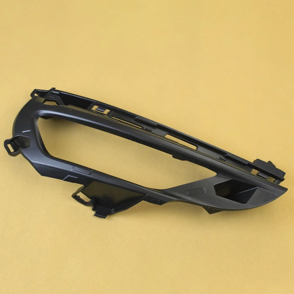 LH or RH Front Bumper Fog Lamp Bracket 31425179 31425180 For Volvo XC60 -