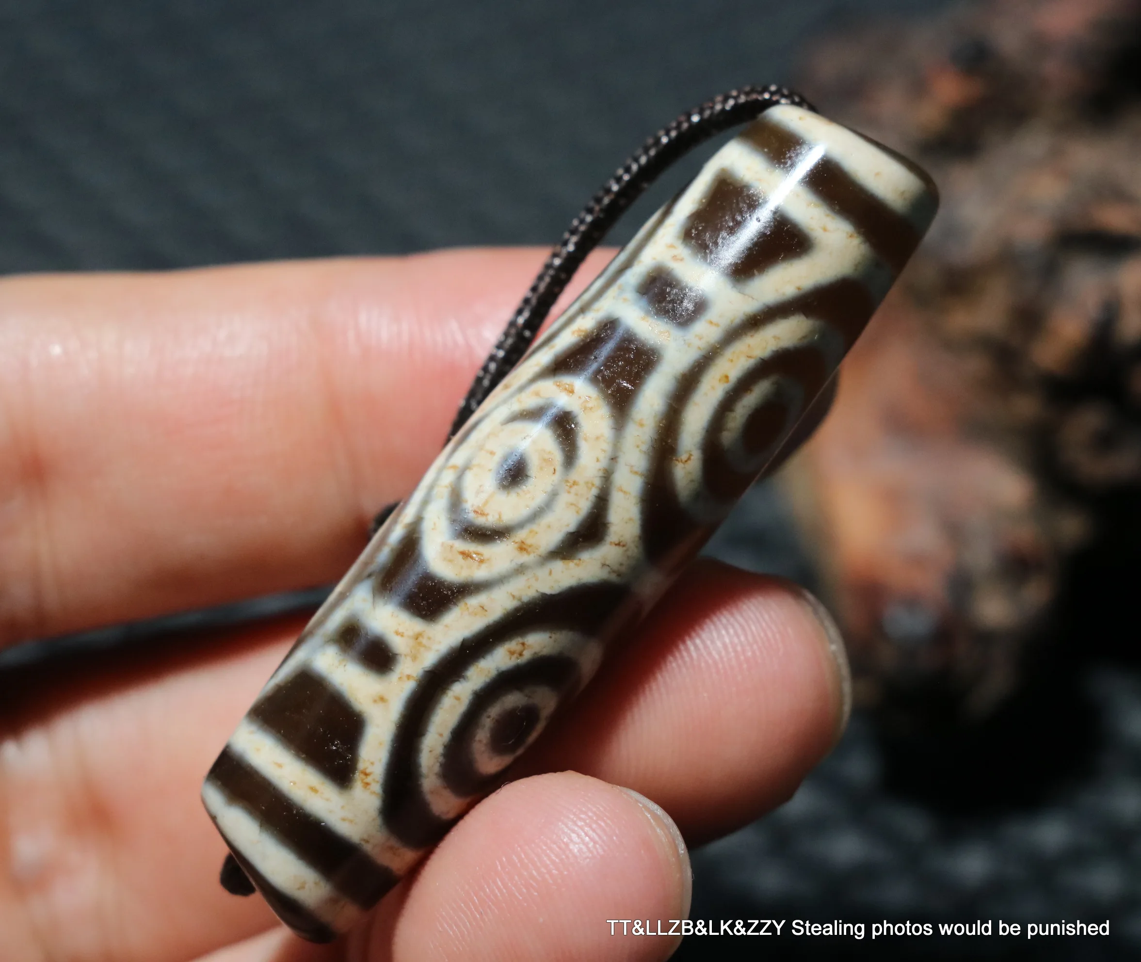 

Energy Magic Tibetan Old Agate 6 Dragon Eye Wide Hole dZi Bead Totem Pendant 3A TIMESTOWN UPD0621A26
