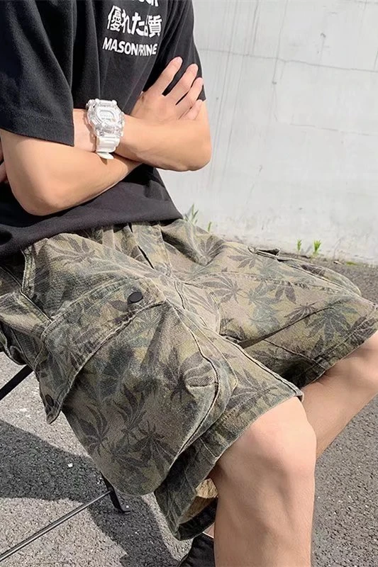 Summer Loose shorts men's camouflage short pants moto biker streetwear men multi-pocket maple leaf print casual hip cargo shorts