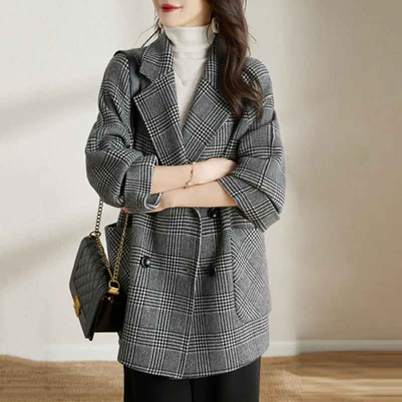 

Autumn And Winter Designer Vintage Houndstooth Woolen Overcoat Women Notched Double-Breasted Thick Warm Loose Woollen Coat XXL