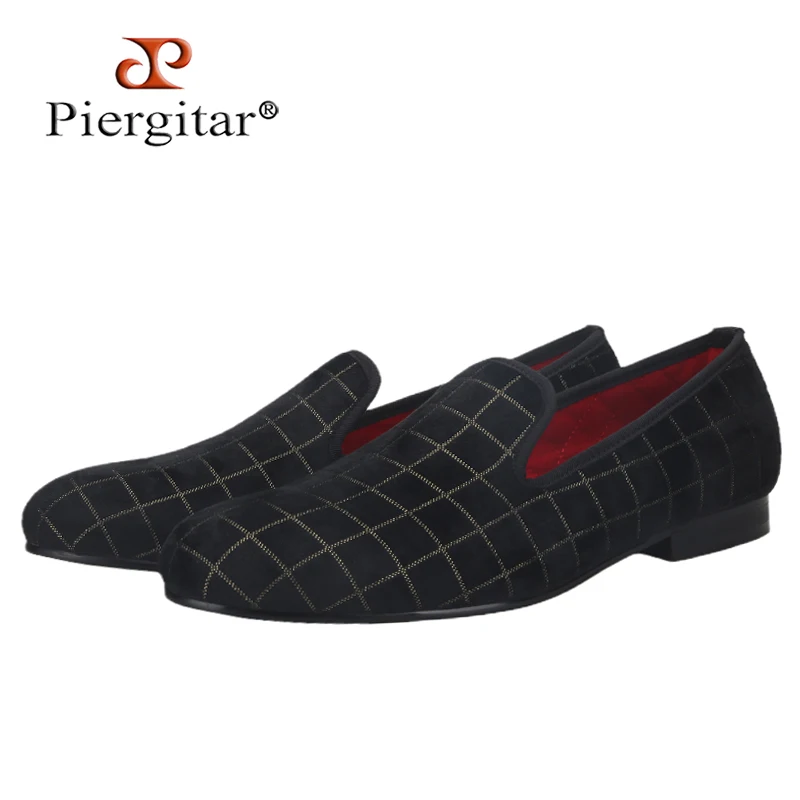 

Piergitar New Gold Stripe Men Velvet Shoes British Classic Slip-On Smoking Slippers For Party and Wedding Handmade Moccasins