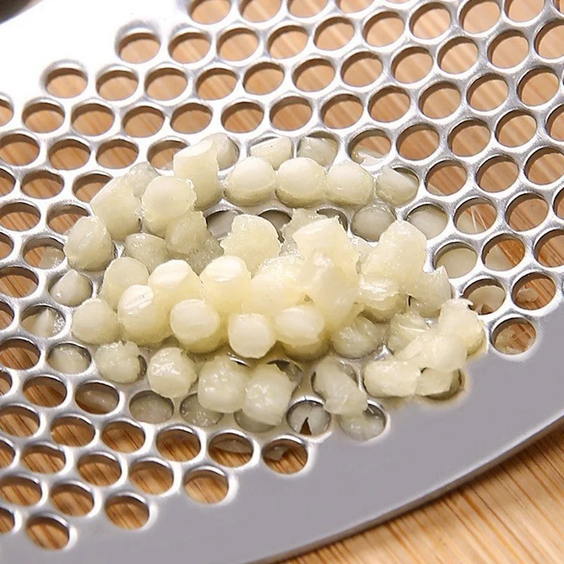 Stainless Steel Garlic Press – Effort-Saving One-Press Design with Easy-Clean Handle 5