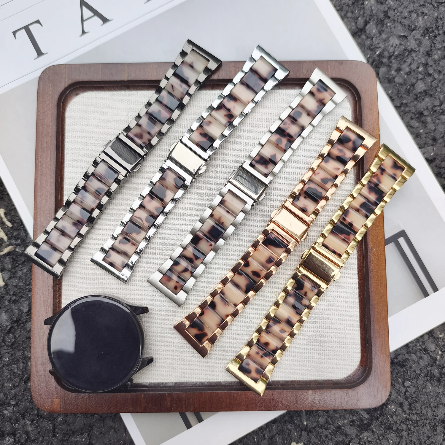 Universal 22mm Resin Metal Watch Strap - Simple and Versatile Design