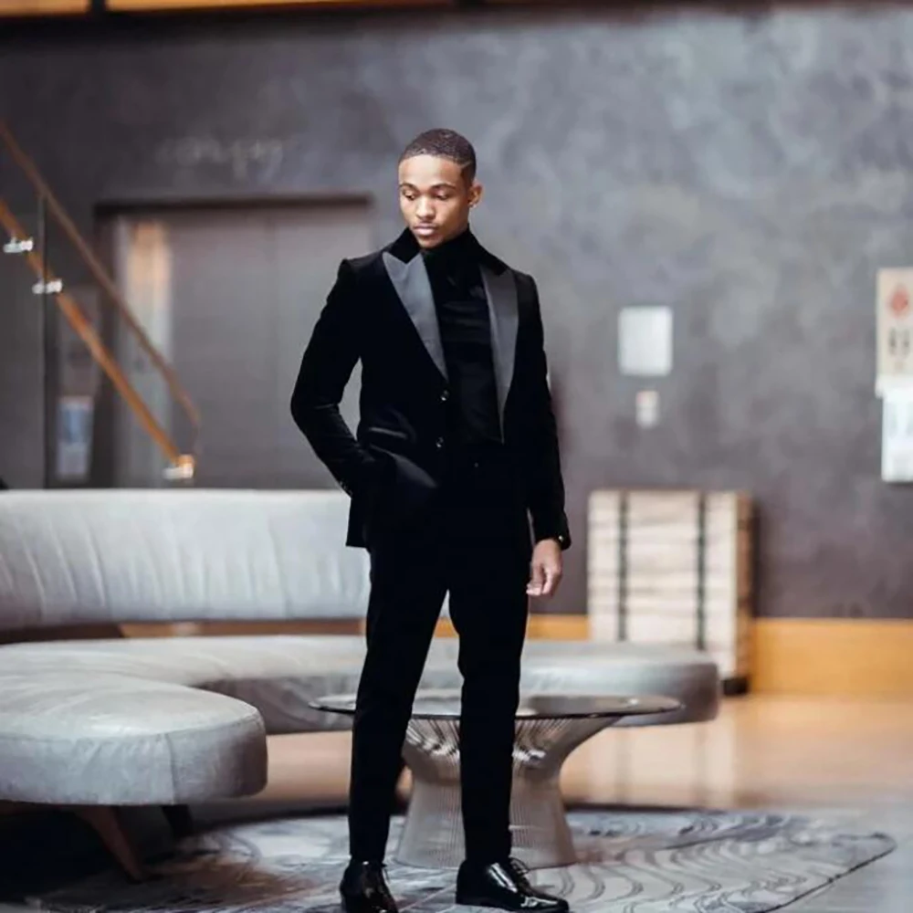 Velvet Men Suits Slim Fit Groomsmen Wedding Tuxedos 2 Pieces Sets Black Peaked Lapel Blazers Formal Suit With Jacket And Pants 3