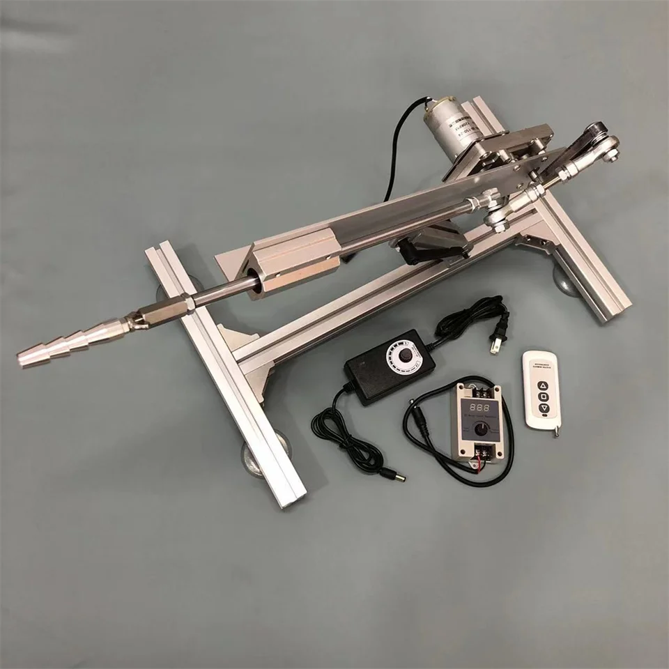 Yuzlari bolgan etuk ayollarning havaskor mushuk fotosuratlari