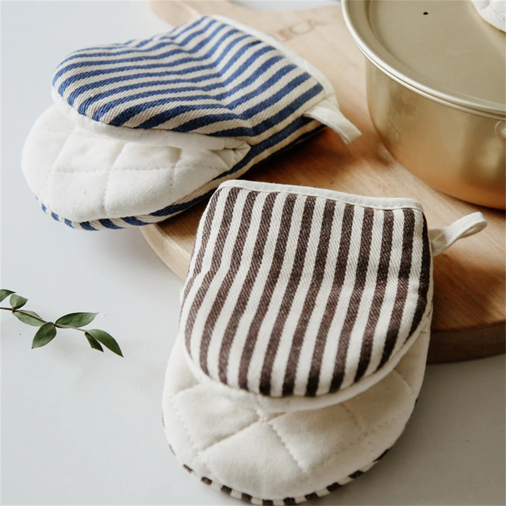 Household Insulated Gloves Microwave Anti-scald Gloves Thicken Striped Baking High Temperature Resistant Kitchen Tools kitchen gloves