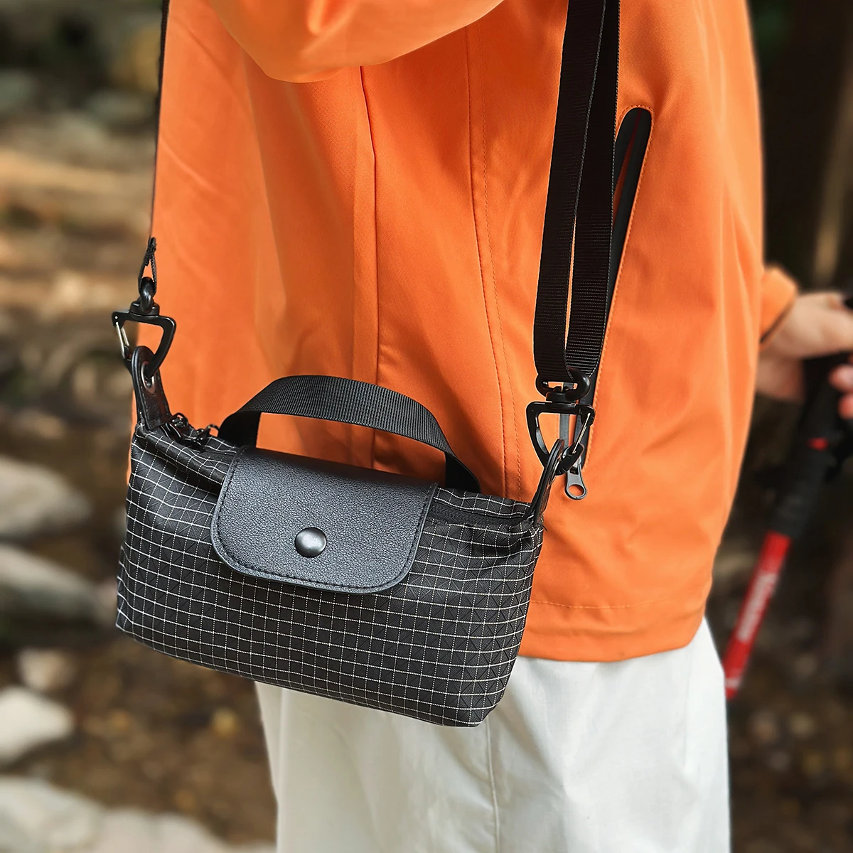 Crossbody Bag for Men, Portable Bag for Going Out, Fashionable Outdoor Bag, Couple Backpack, Plaid Phone Bag, Casual Camping Fitness Bag for Women