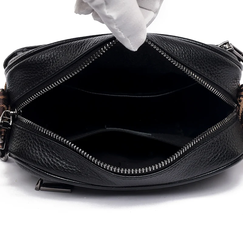 حقائب يد نسائية من الجلد الطبيعي