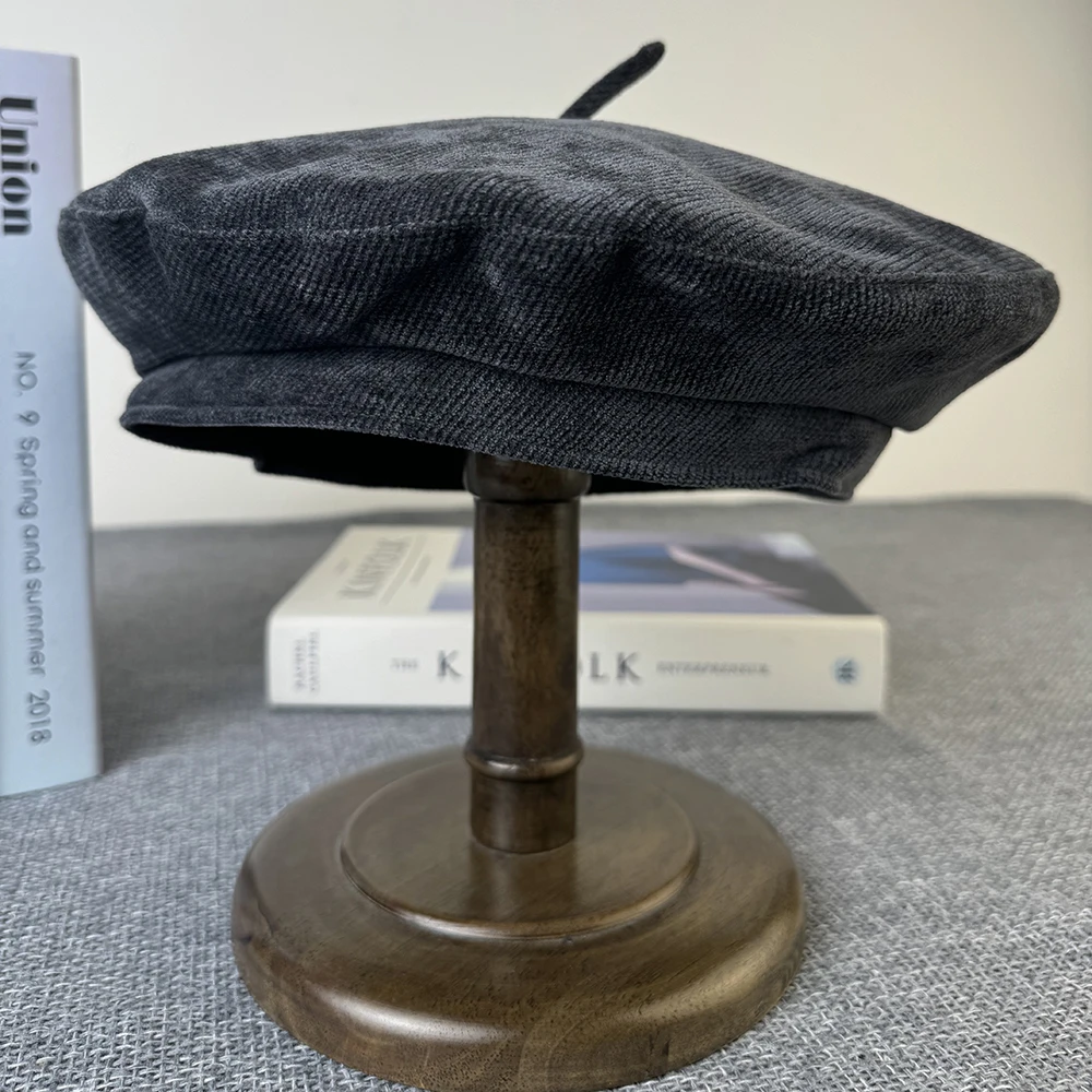 Classic Premium Black Corduroy Beret Autumn Winter Thin Solid Color Trendy Versatile Painter Hat Simple Caps for Women FDM10