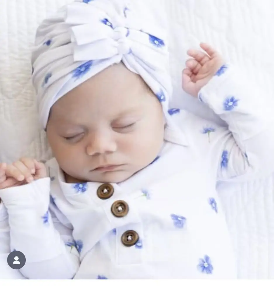 Newborn Infant Baby Sleeper 95% Bamboo 5% Spandex Comfortable Soft Newborn Knotted Gowns