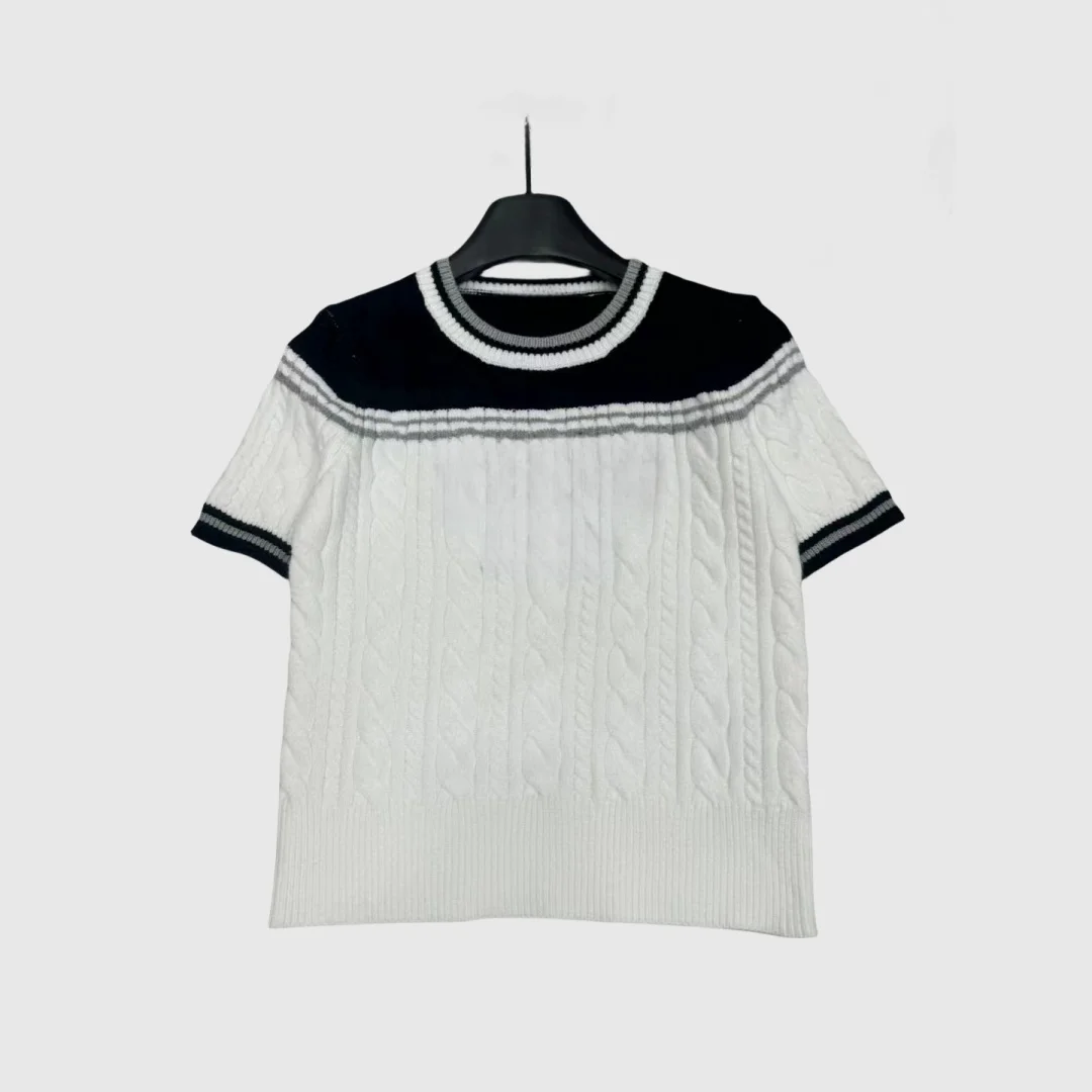 

Spring and summer new women's knitted T-shirt classic black and white patchwork top