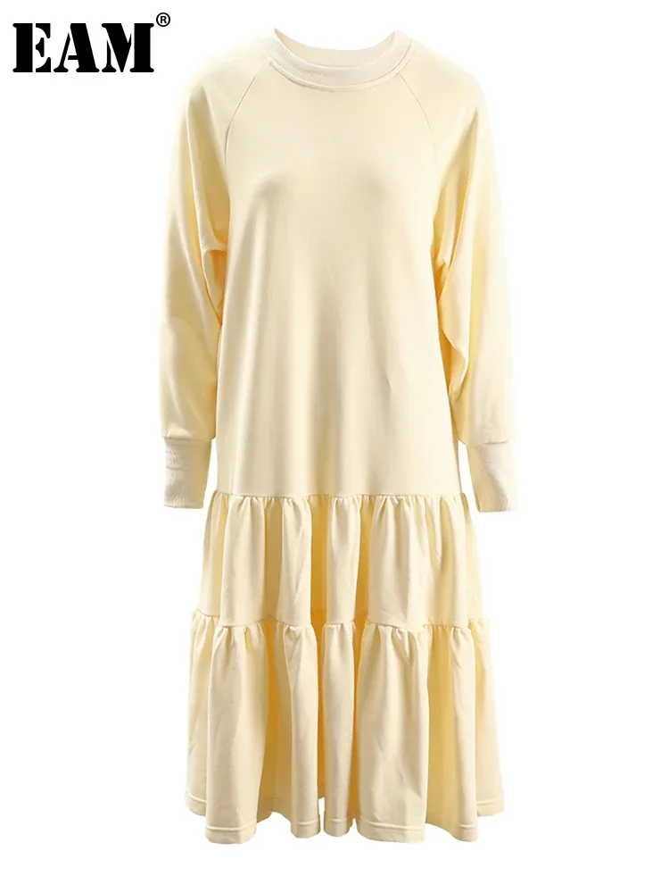 

[EAM] Women Yellow Pleated Hem Big Size Casual Dress New Round Neck Long Sleeve Fashion Tide Spring Autumn 2024 CPG1300