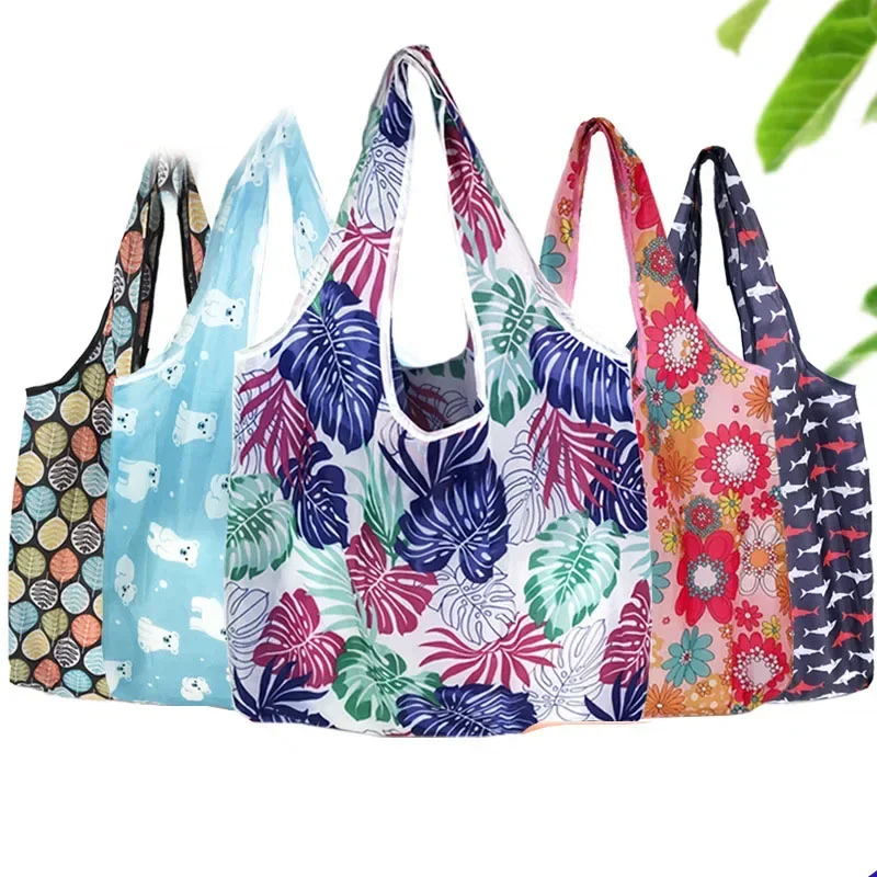 Eco-Friendly Foldable Tote: Stylish Reusable Shopping Bag
