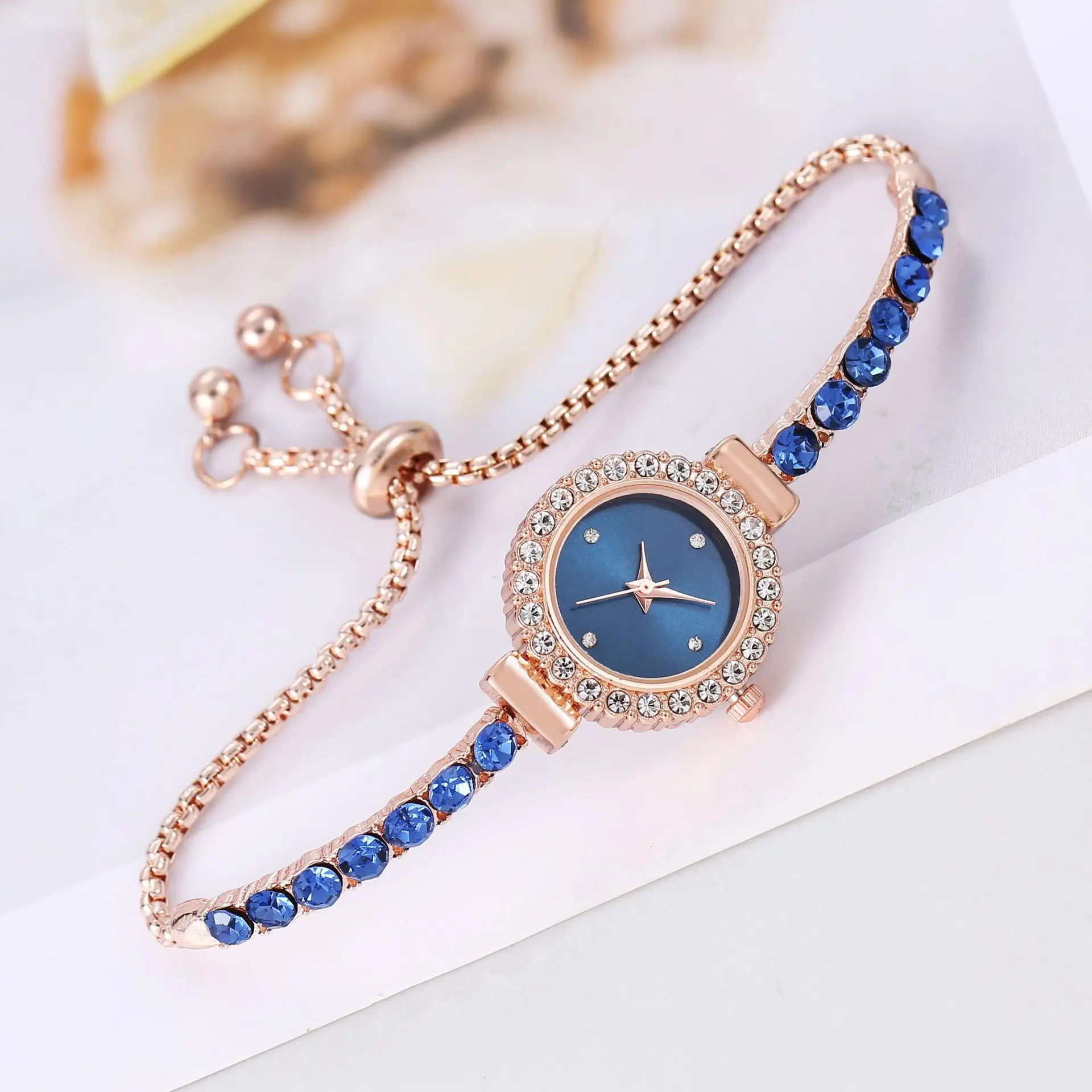 Women's Fashion Exquisite Bracelet Analog Quartz Watch（Without Box） 3