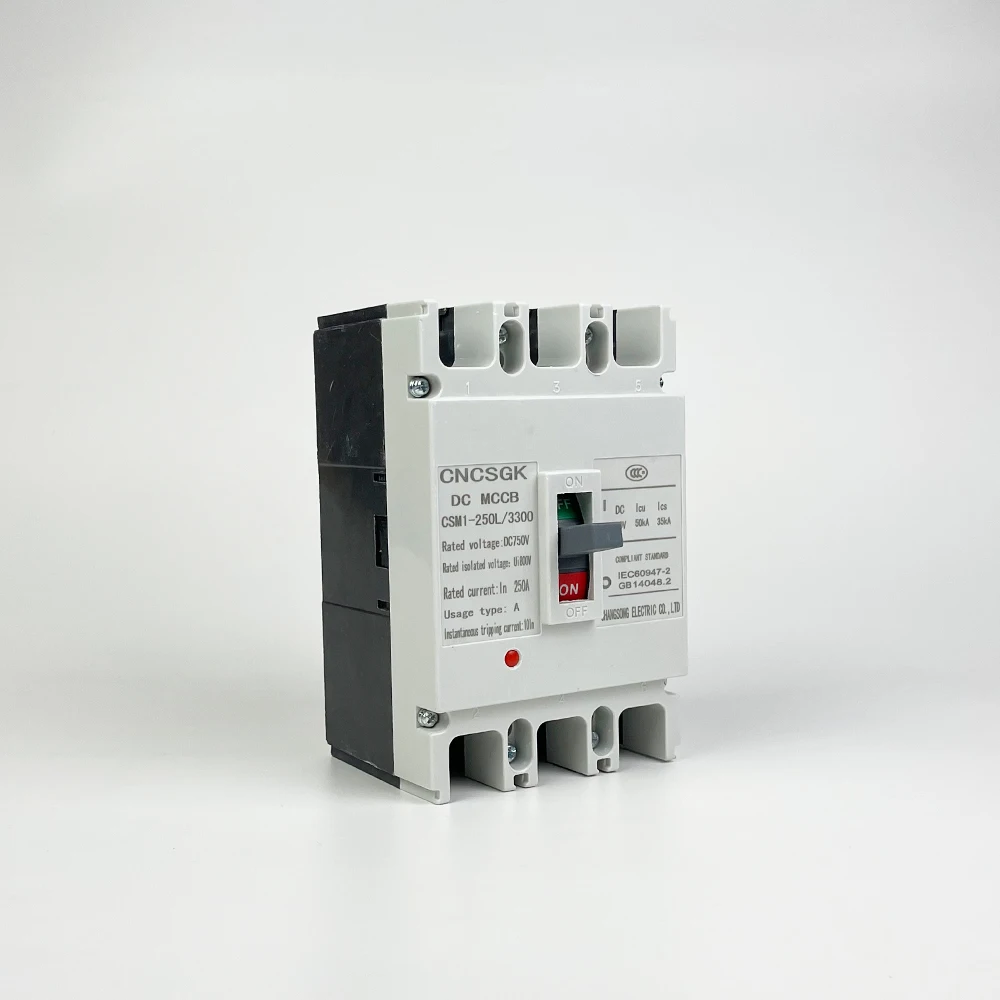 

3P 32A 40A 50A 63A 80A 100A 125A Moulded case circuit breaker CM1 MCCB Low Voltage Circuit Breaker DC 750V