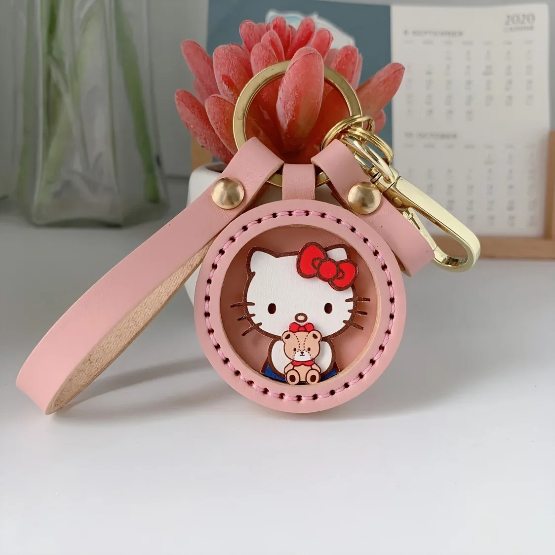 

Брелок для ключей Hello Kitty, из натуральной кожи