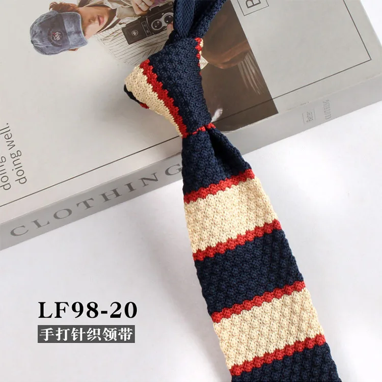 Narrow Striped Knitted Necktie for Men - Retro Korean Style Casual Cravat Accessory
