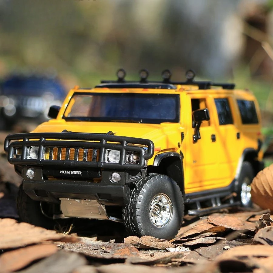 1/32 Hummer H2 SUV Off Road Toy Car JKM Diecast Metal Miniature Model Sound & Light Doors Openable Collection Gift for Kids Boy 5